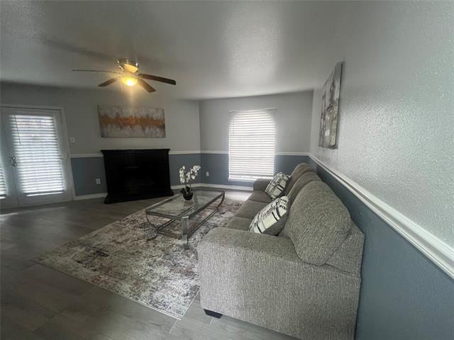 Building Photo - 7501 Chesterfield Dr