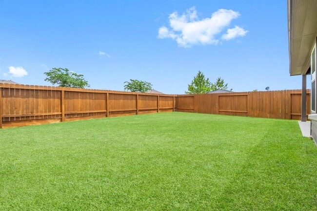 Building Photo - 14409 Sugar Pines Dr