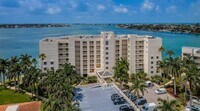 Building Photo - 6105 Bahia Del Mar Cir