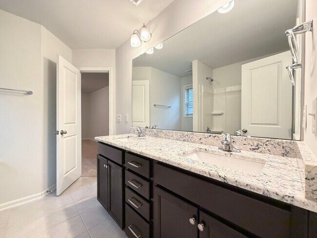 Building Photo - 7336 Birchshire Dr