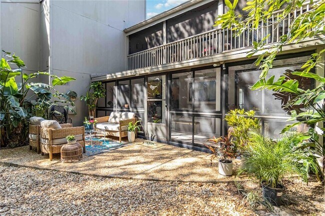 Building Photo - 761 Pine Run Dr