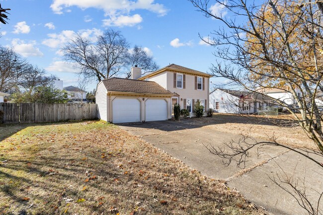 Building Photo - Spectacular SF home in sought-after RED MILL