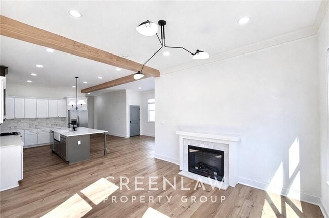 Building Photo - 830 Gaston St SW