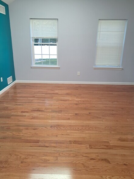 Building Photo - 17 Gaetano Ln