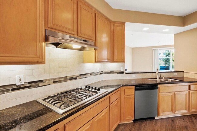 Building Photo - Carlsbad Condo West of 5 Freeway with Lagoon Views - Available June 1st!