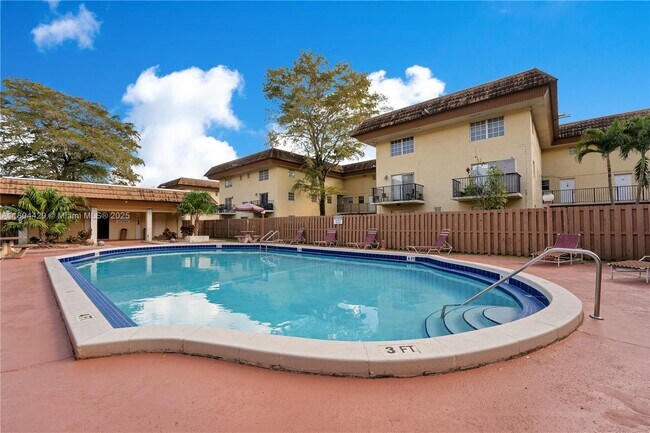 Building Photo - 8500 SW 109th Ave