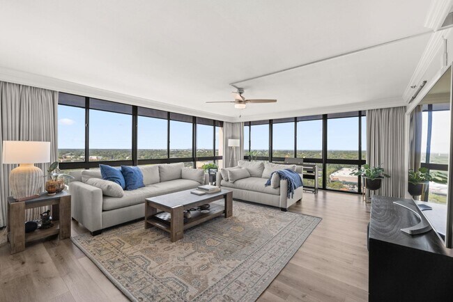 Building Photo - 3301 Bayshore Blvd