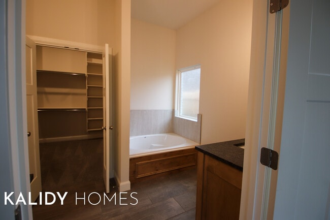 Building Photo - 1891 Lytal Ln