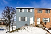 Building Photo - 3 Bedroom 1.5 bath home in Etters