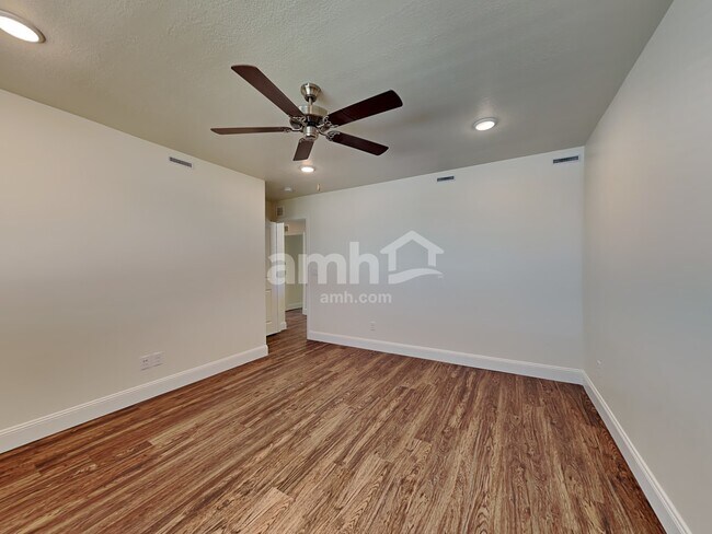 Building Photo - 2636 W 3290 S
