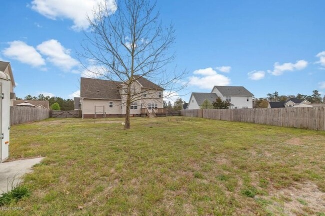 Building Photo - 147 Harvest Moon Dr