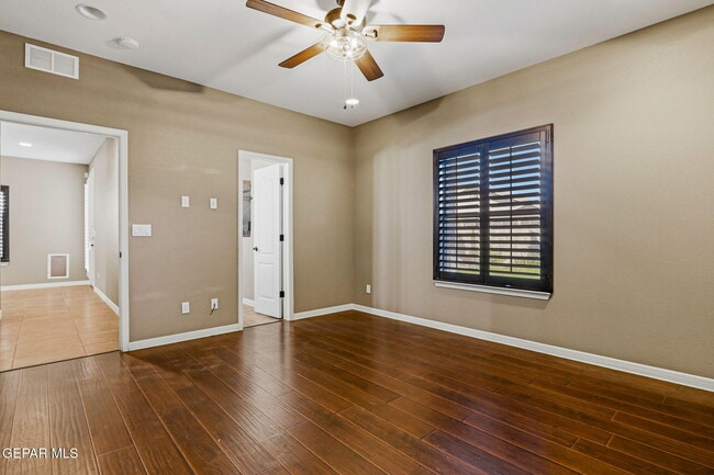 Building Photo - 14208 Poets Rock Ln