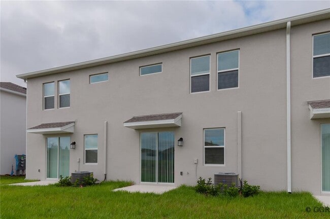 Building Photo - 3149 Laurent Lp