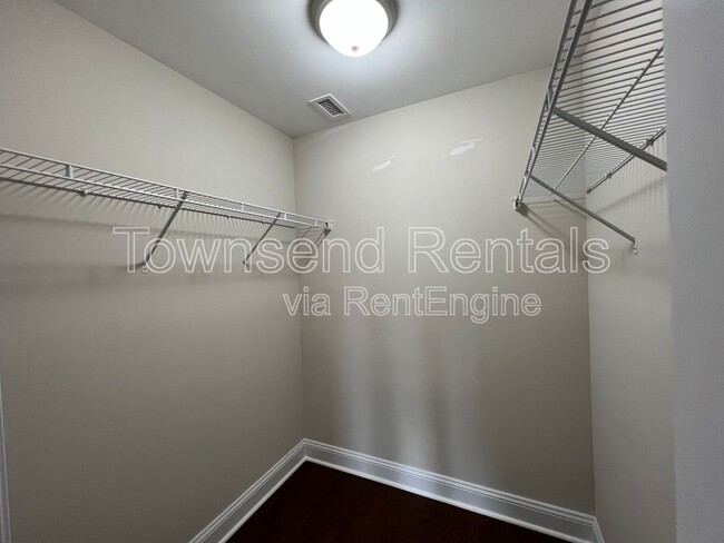 Building Photo - 1304 Morganton Rd