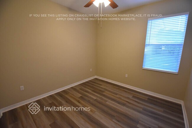 Building Photo - 2042 Misty Glen Dr