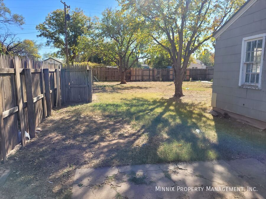 Building Photo - 2711 35th St