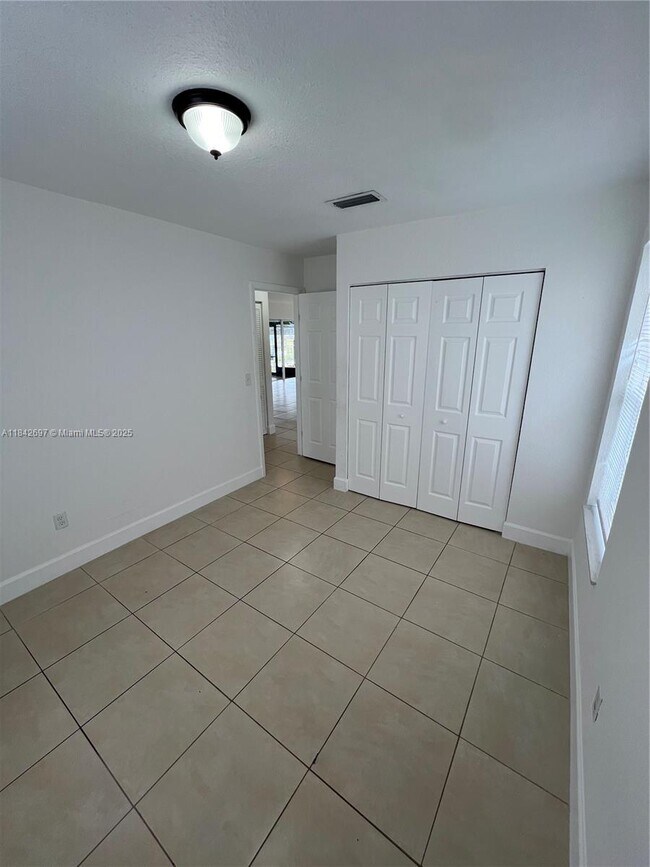Building Photo - 25811 SW 132nd Ave