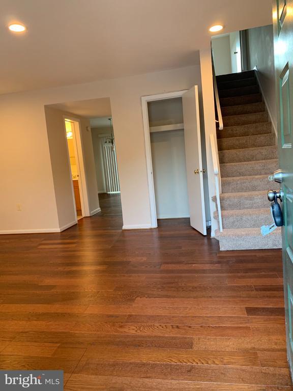 Building Photo - 14735 Endsley Turn
