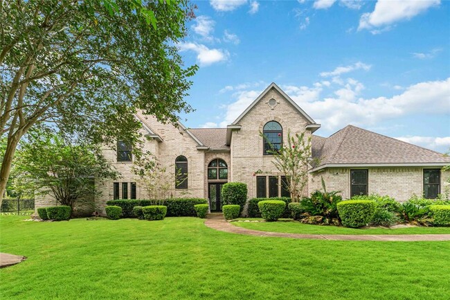 Building Photo - 3819 Emerald Lake Dr