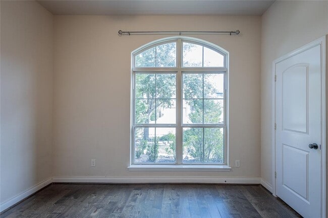 Building Photo - 11226 Dunstan Hill Dr