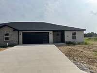 Building Photo - 128 Beechwood Ln