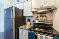 Building Photo - 100 Stockton St