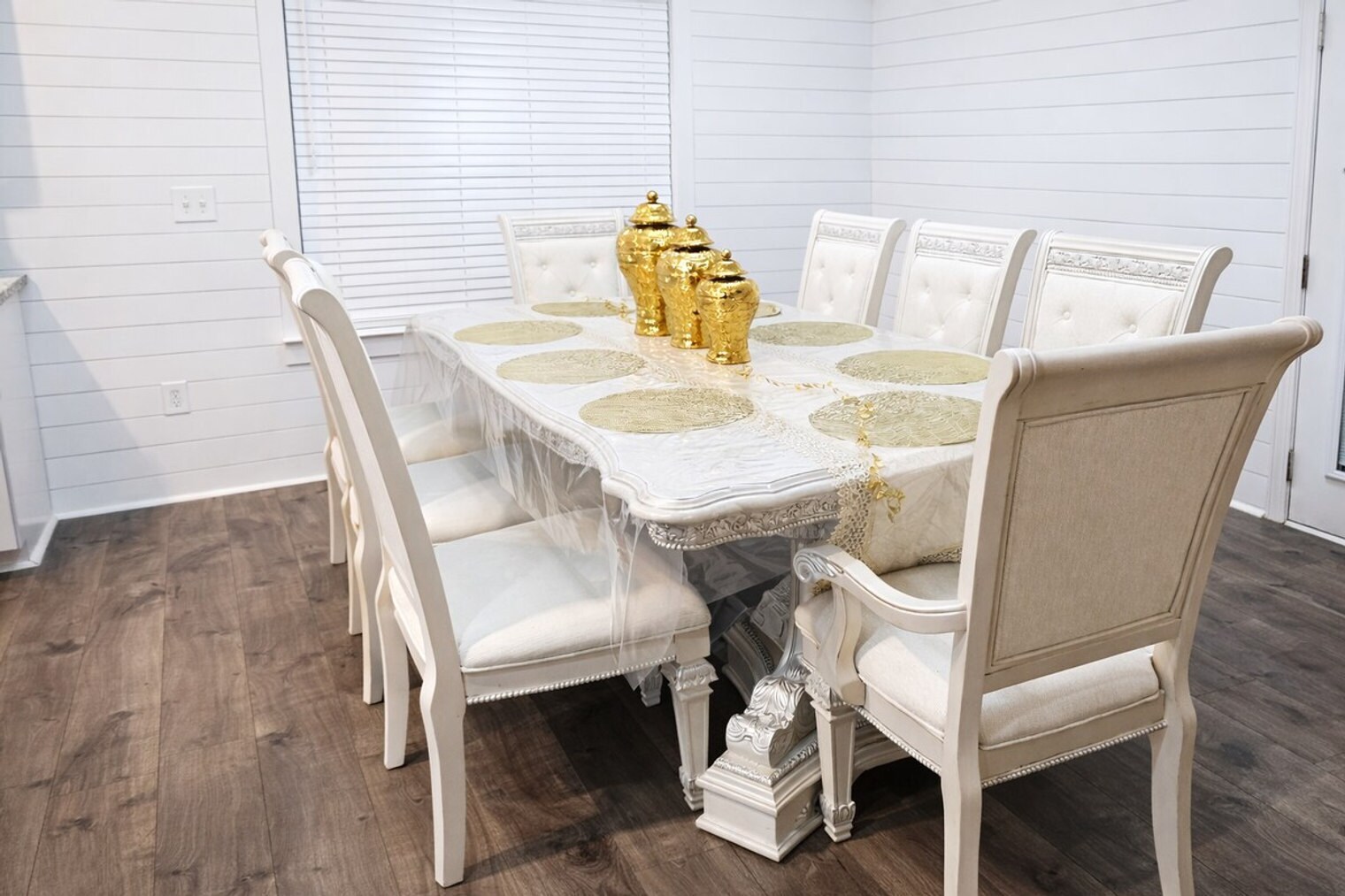 Building Photo - 182 Hillmont Dr