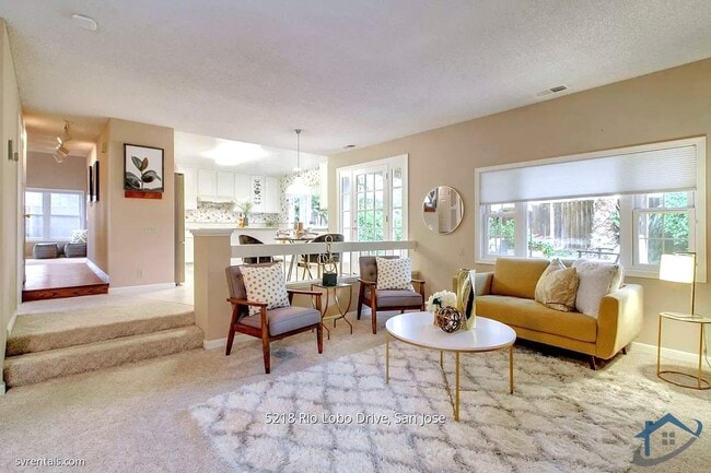 Building Photo - 5218 Rio Lobo Dr