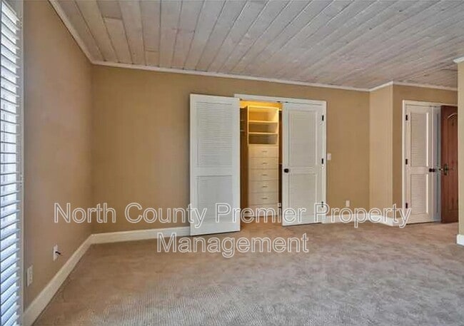 Building Photo - 256 Juniper Ave