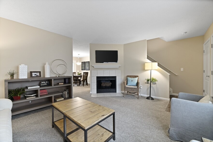 Building Photo - Fieldstone Trace