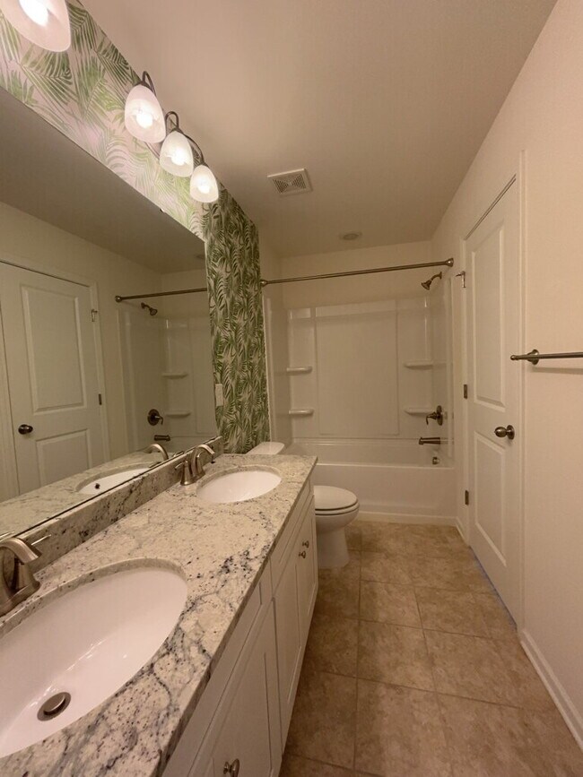 Building Photo - 292 Calm Water Way