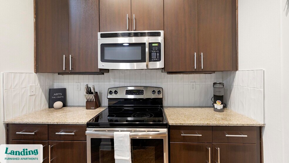 Building Photo - 5275 Town and Country Blvd