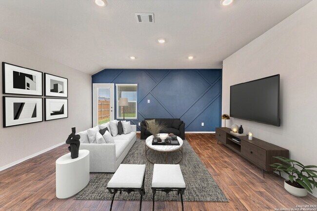 Building Photo - 140 Fireoak Dr