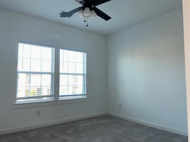 Building Photo - 7313 Sprangletop St