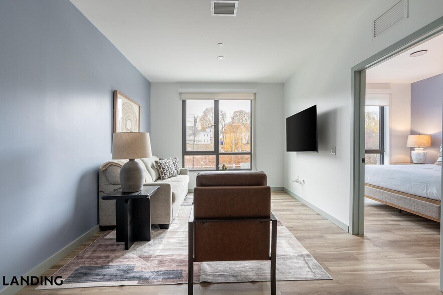 Building Photo - 39 Railroad Ave