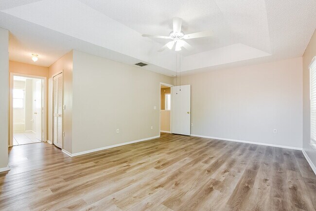 Building Photo - 67 Abbey Hollow Dr