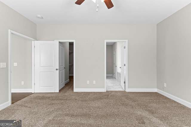 Building Photo - 517 Lago Ct