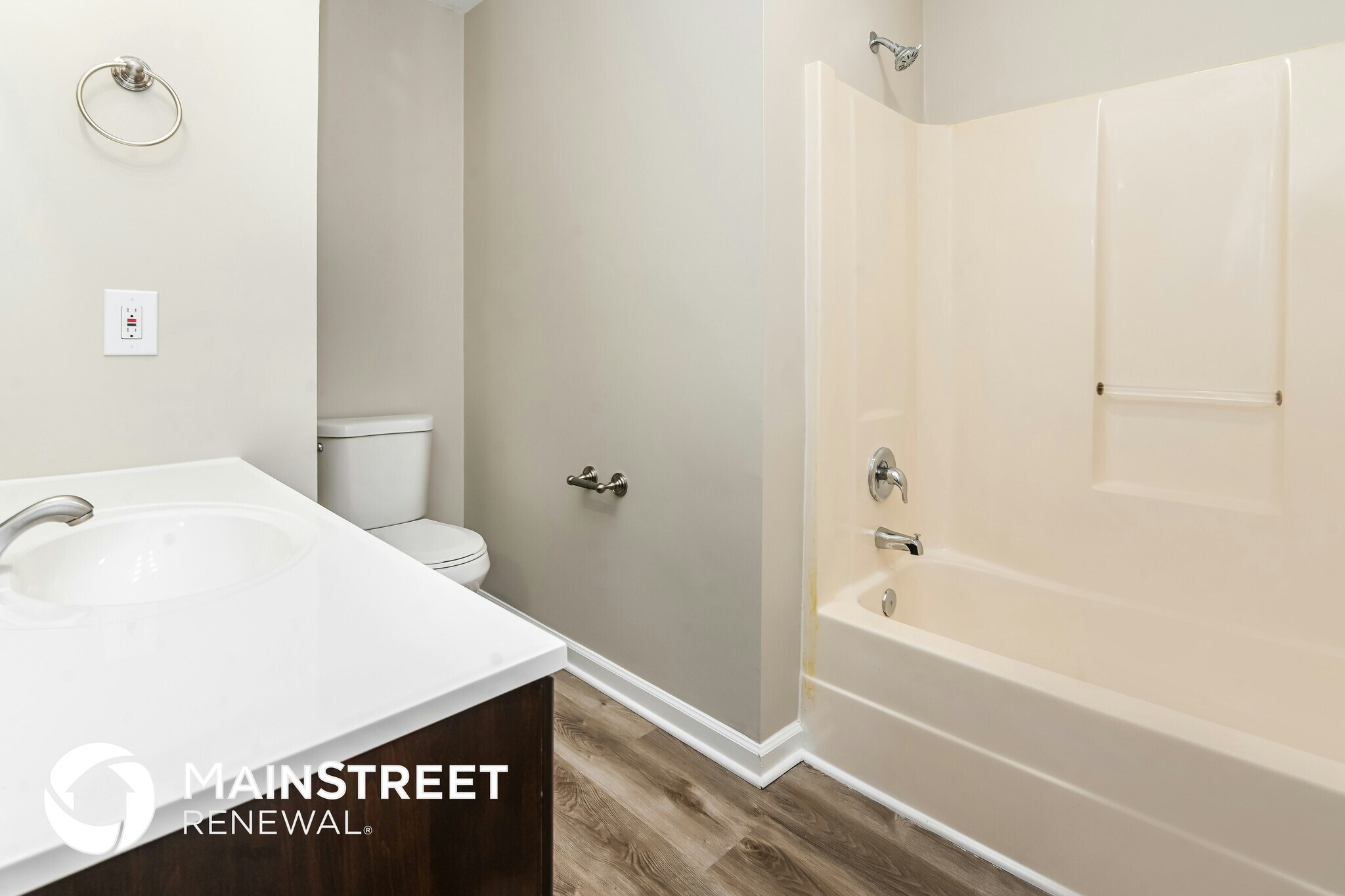 Building Photo - 6145 Loch Arbor Ln