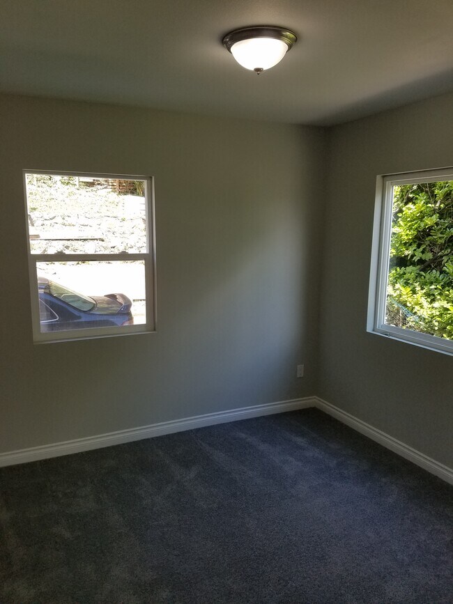 Building Photo - 9253 51st Ave S