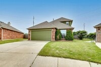 Building Photo - 2508 Tyler Ln