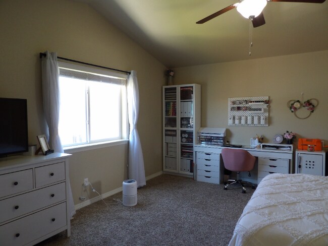 Building Photo - 6343 Wallowing Way