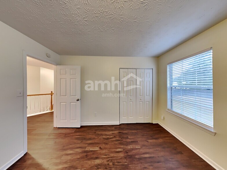 Building Photo - 3188 Bradford Pear Dr