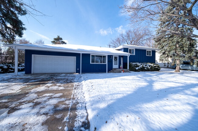 Building Photo - 7801 Noble Ave N