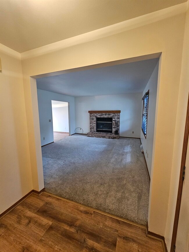 Building Photo - 7305 W Valley Ridge Dr