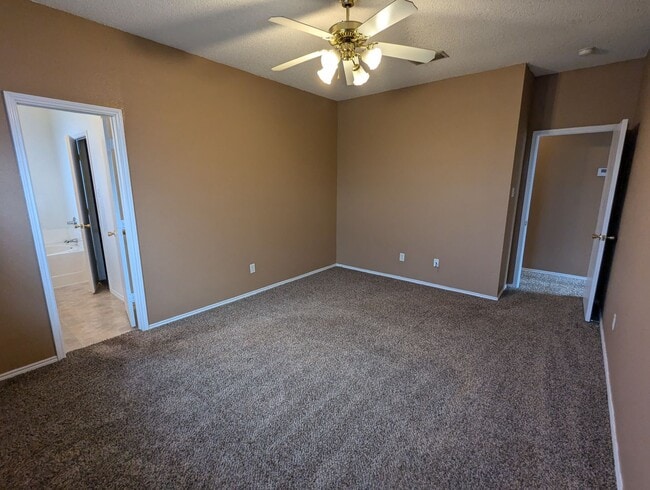 Building Photo - 3 Bedroom Home in West Fort Worth
