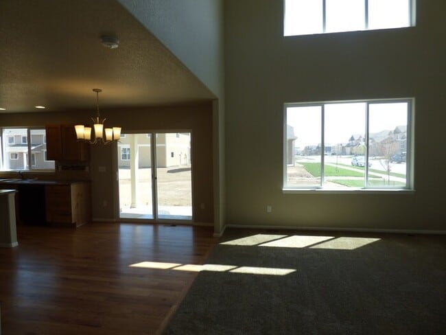 Building Photo - Lovely 2 Story Home in Windsor's Raindance Community! Corner Lot!