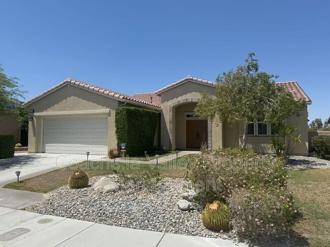 Building Photo - 1290 Esperanza Trail