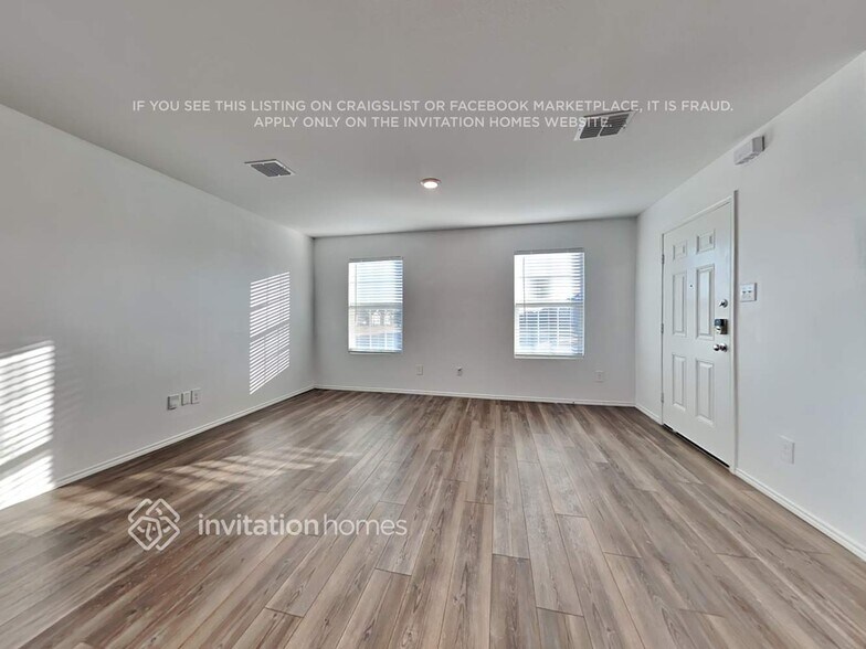 Building Photo - 2937 Greenhorn Ave