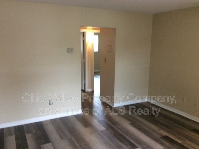 Building Photo - 3330 Breckenridge Ln