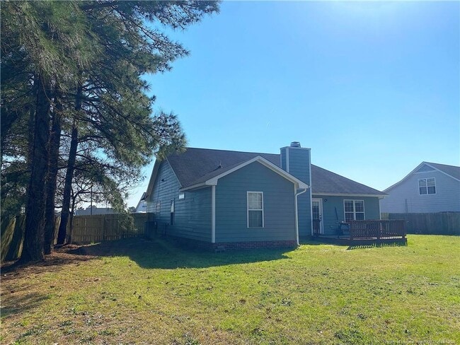 Building Photo - 675 Americana Dr